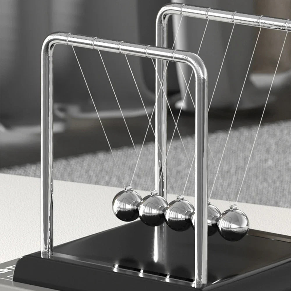 1 Piece Perpetual Motion Desk Ornament