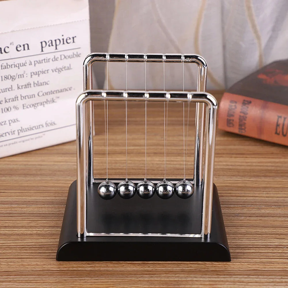1 Piece Perpetual Motion Desk Ornament