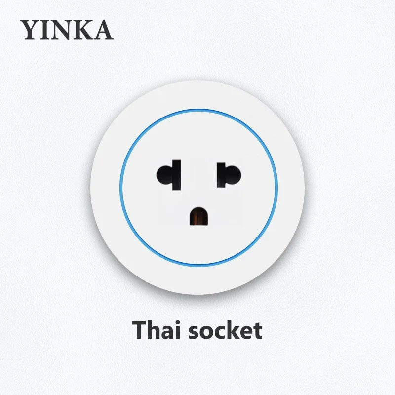 Removable kitchen wall socket with USB port